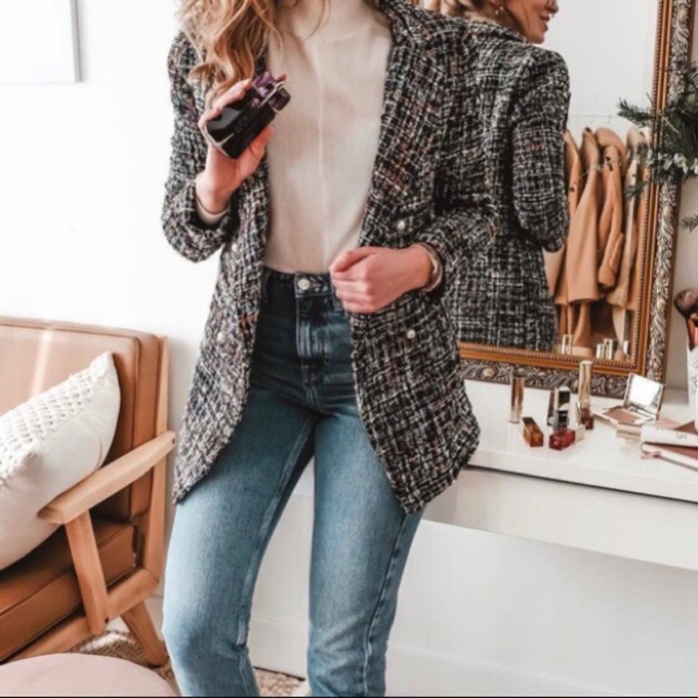 Chic tweed blazer in grey
